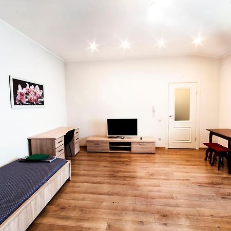 Wonderful Flat On City Center Uzhhorod Exterior photo